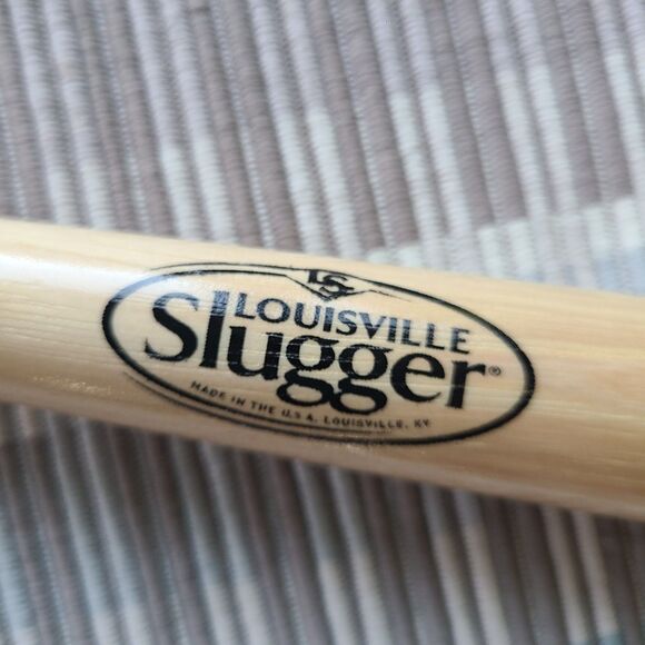 NEW Collectible Louisville Slugger Mini Baseball Bat - Museum & Factory Souvenir - Picture 2 of 10